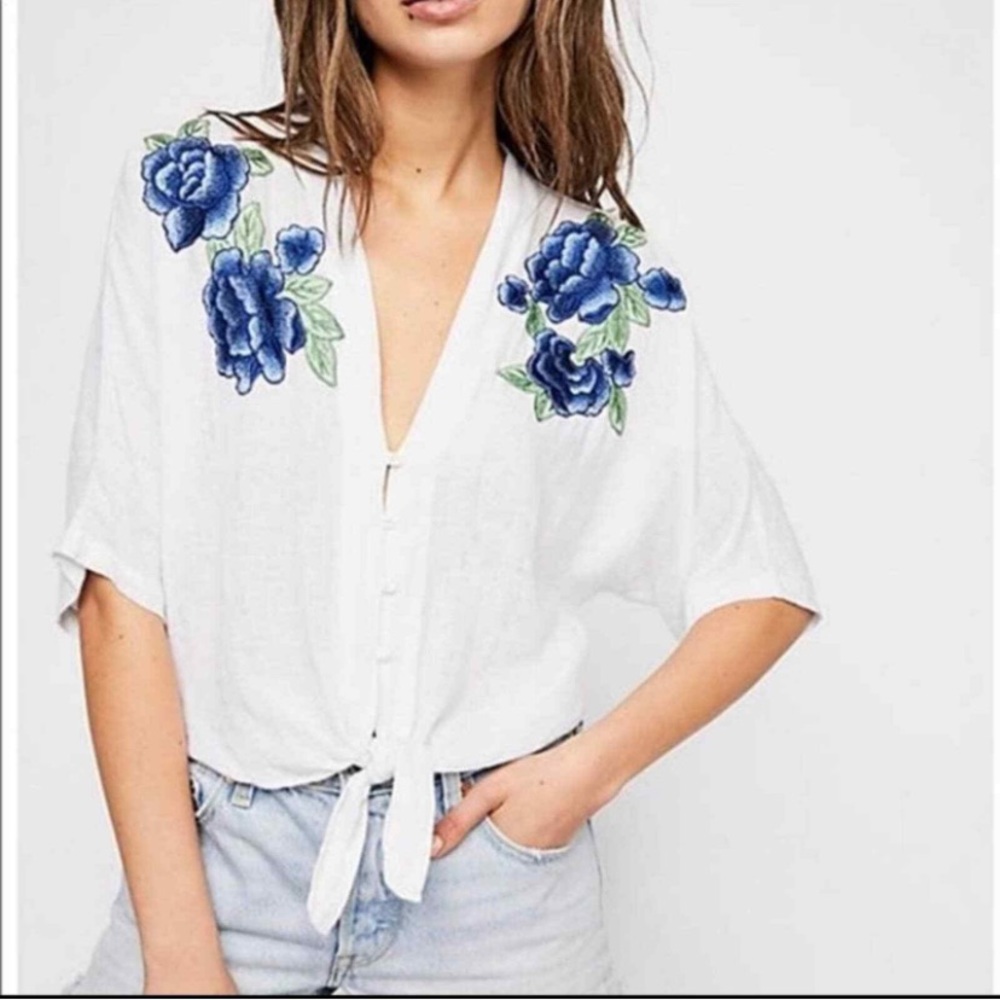 Rails Thea Blouse White Blue Rose Embroidery Large